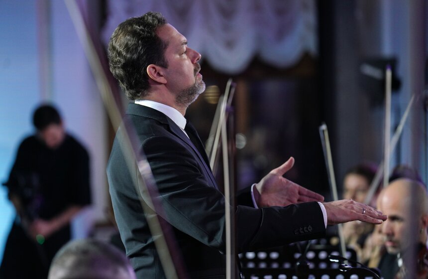 В Доме Пашкова прошел концерт при свечах в рамках "Ночи искусств" 12 фото