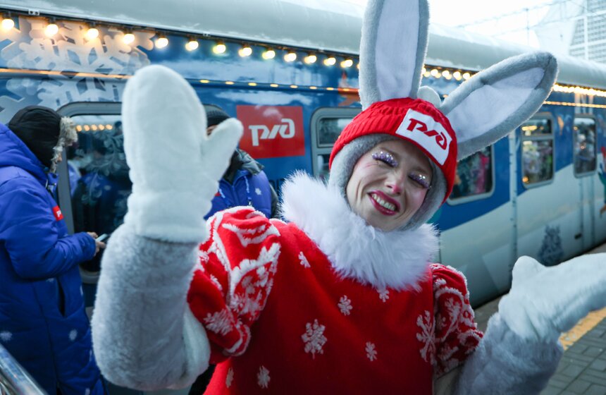 Поезд Деда Мороза завершил свою двухдневную остановку в Москве 9 фото