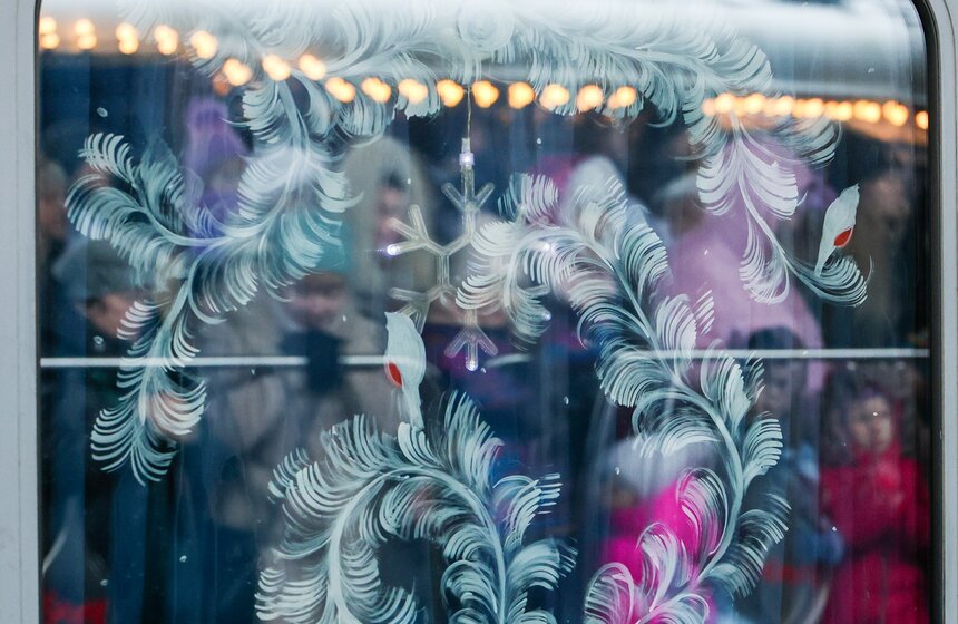 Поезд Деда Мороза завершил свою двухдневную остановку в Москве 6 фото