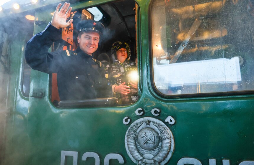 Поезд Деда Мороза завершил свою двухдневную остановку в Москве 18 фото