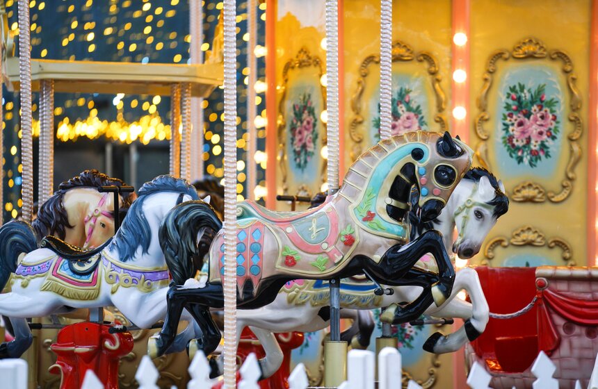 Обновленную Пушкинскую набережную открыли в Москве 4 фото