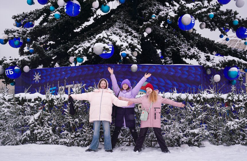 Фестиваль "Ледовая Москва. В кругу семьи" стартовал в Москве 25 фото