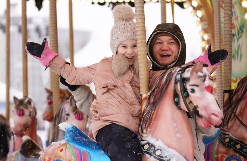 Фестиваль "Ледовая Москва. В кругу семьи" стартовал в Москве 15 фото