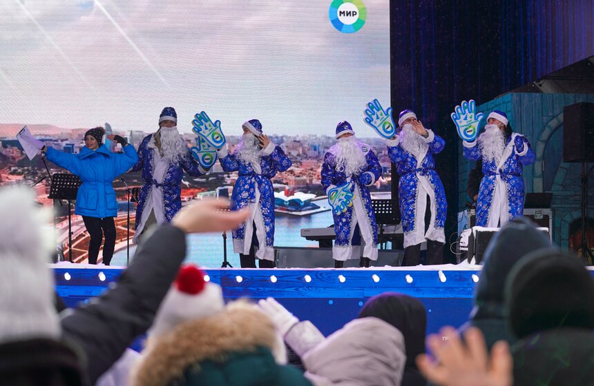 Фестиваль "Ледовая Москва. В кругу семьи" стартовал в Москве 16 фото