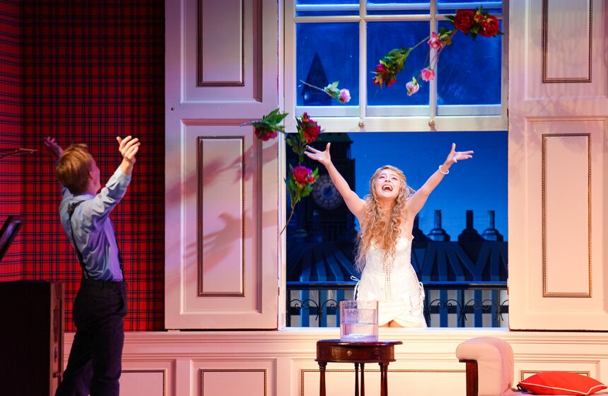 Предпремьерный показ спектакля "ТОТ самый № 13" состоялся в театре "Современник" 28 фото