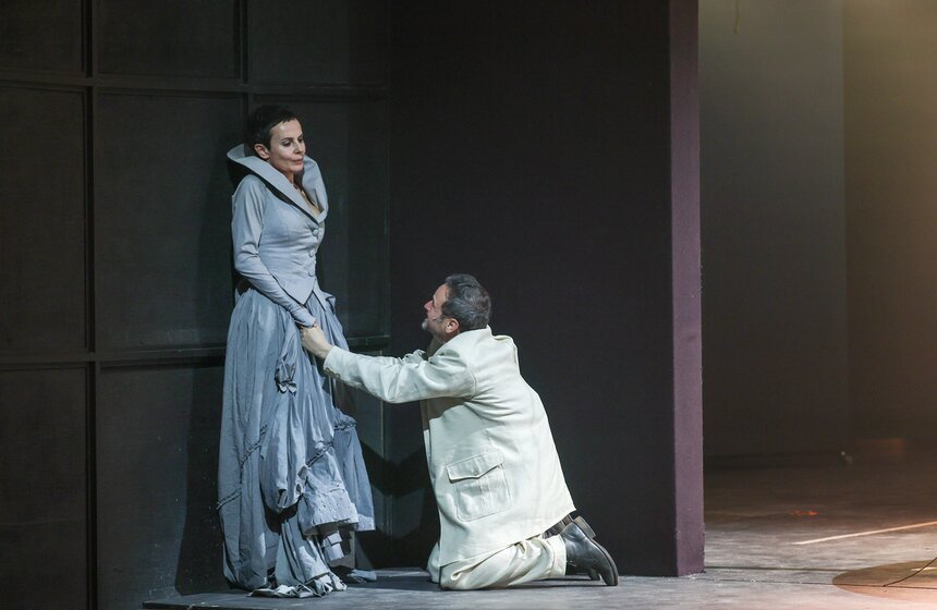 Предпремьерный показ спектакля "Опус 48. Островский" состоялся в Театре на Таганке 22 фото