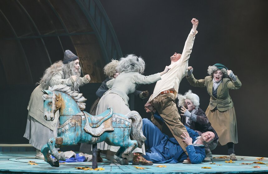 Предпремьерный показ спектакля "Опус 48. Островский" состоялся в Театре на Таганке 12 фото