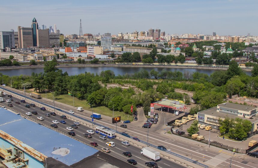 Сергей Собянин посетил территорию бывшего завода ЗИЛ 17 фото