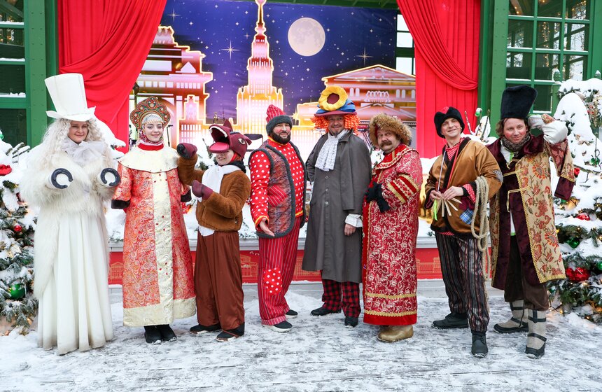 На площадке "Московских сезонов" завершилась новогодняя театральная программа 10 фото