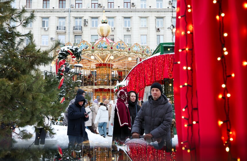 На площадке "Московских сезонов" завершилась новогодняя театральная программа 2 фото