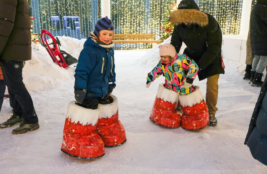 Активная программа последних праздничных выходных завершилась на Пушкинской набережной 26 фото