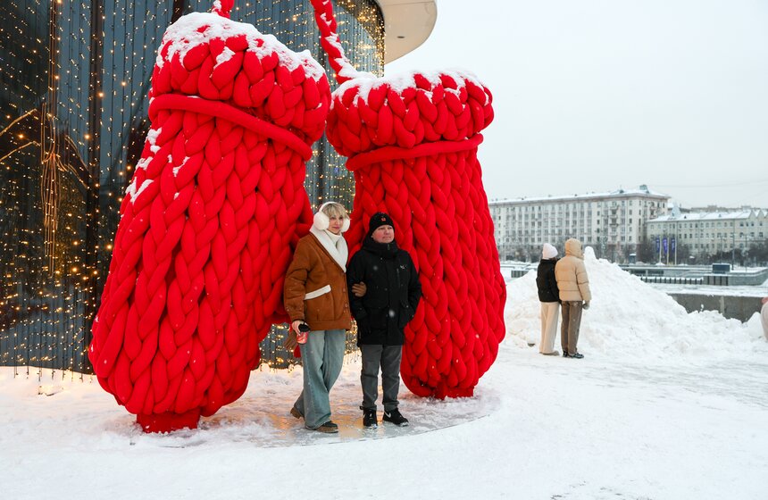 Активная программа последних праздничных выходных завершилась на Пушкинской набережной 11 фото