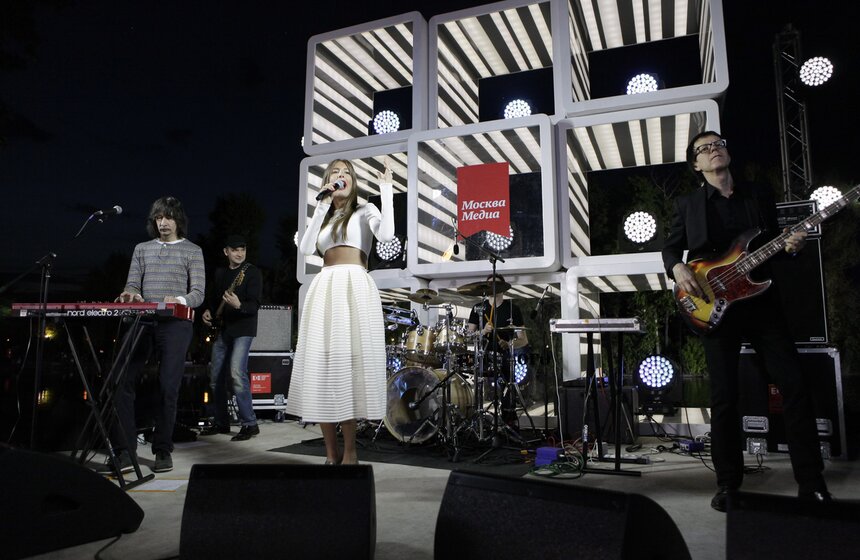 В Парке Горького открылась летняя студия "Москвы 24" 19 фото