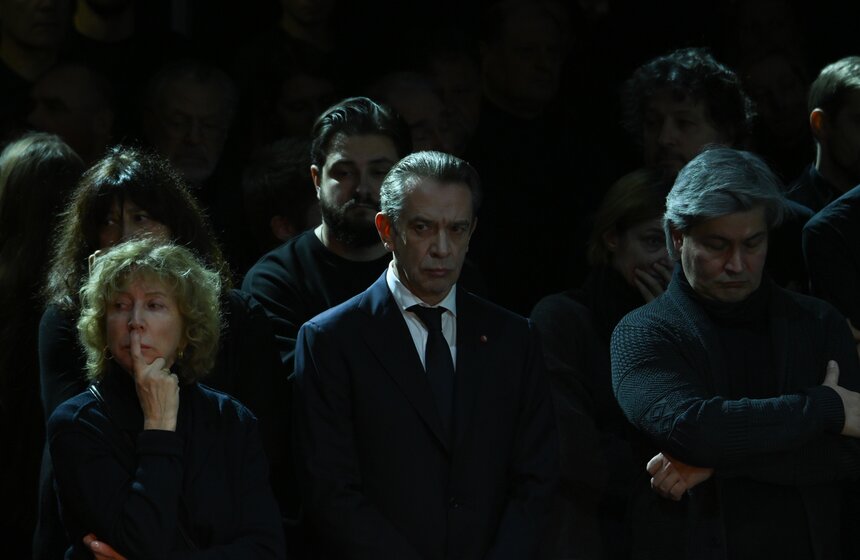 Прощание с актером Игорем Золотовицким состоялось в театре МХТ имени Чехова 28 фото