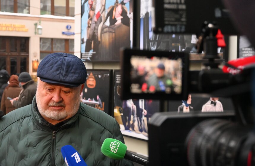 Прощание с актером Игорем Золотовицким состоялось в театре МХТ имени Чехова 2 фото