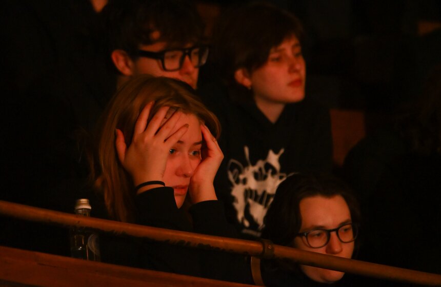 Прощание с актером Игорем Золотовицким состоялось в театре МХТ имени Чехова 20 фото