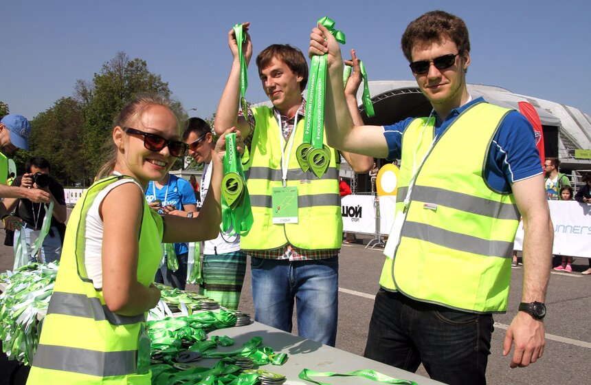 В столице провели "Московский полумарафон" 16 фото