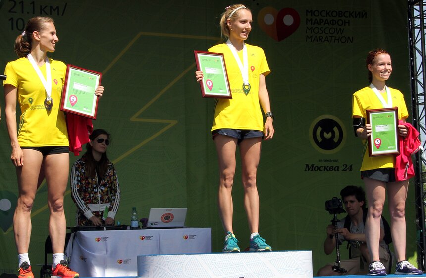 В столице провели "Московский полумарафон" 19 фото