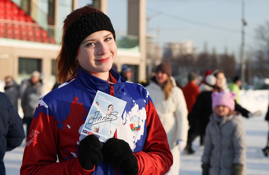 Фигуристка Анна Щербакова провела мастер-класс в "Лужниках" 24 фото