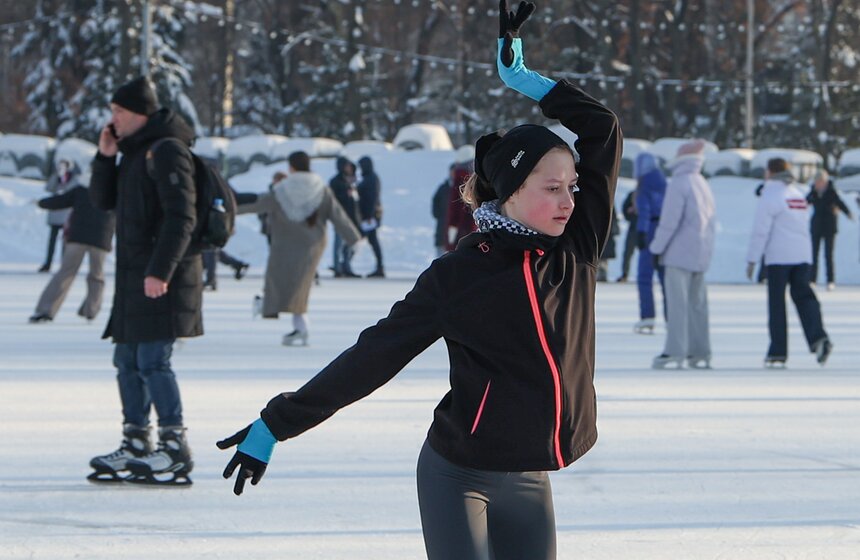 Фигуристка Анна Щербакова провела мастер-класс в "Лужниках" 11 фото