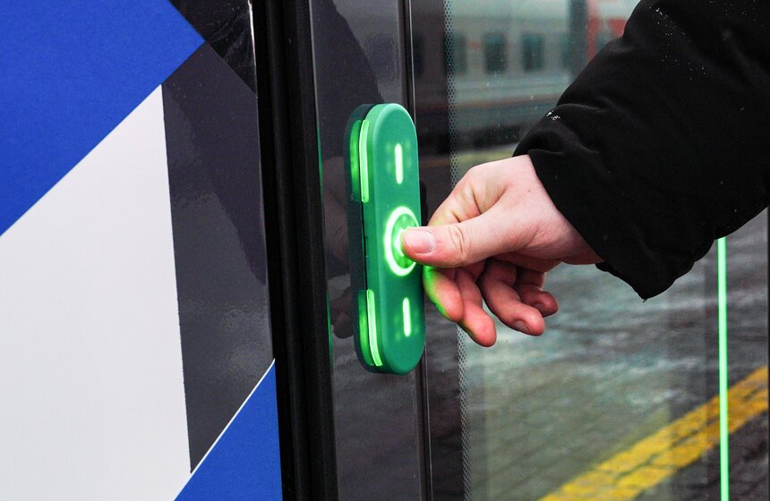 ЦППК запустила брендированный поезд к 20-летию 4 фото