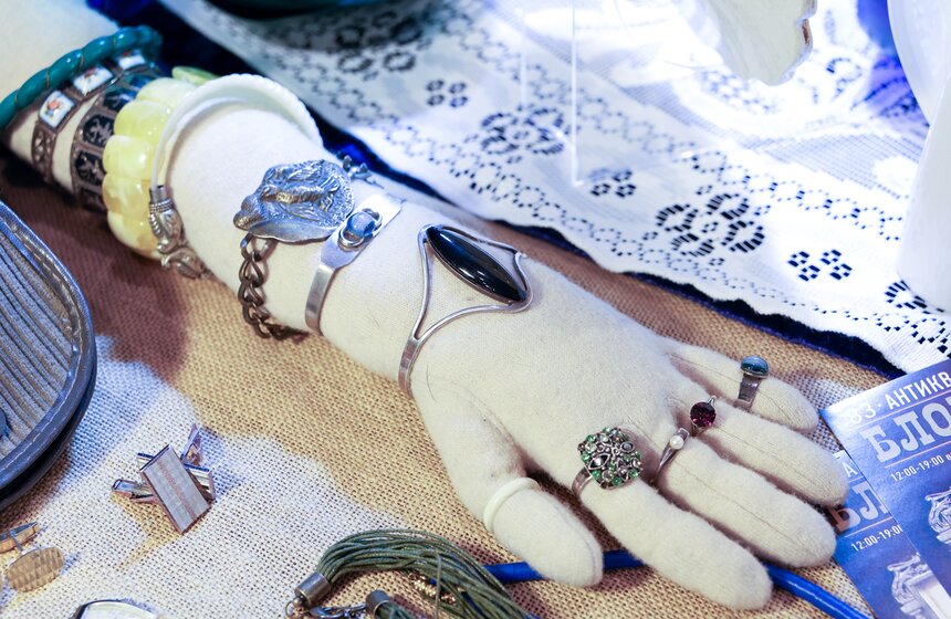 82-й Антикварный маркет "Блошинка" состоялся в Москве 8 фото