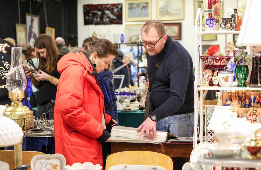 82-й Антикварный маркет "Блошинка" состоялся в Москве 10 фото