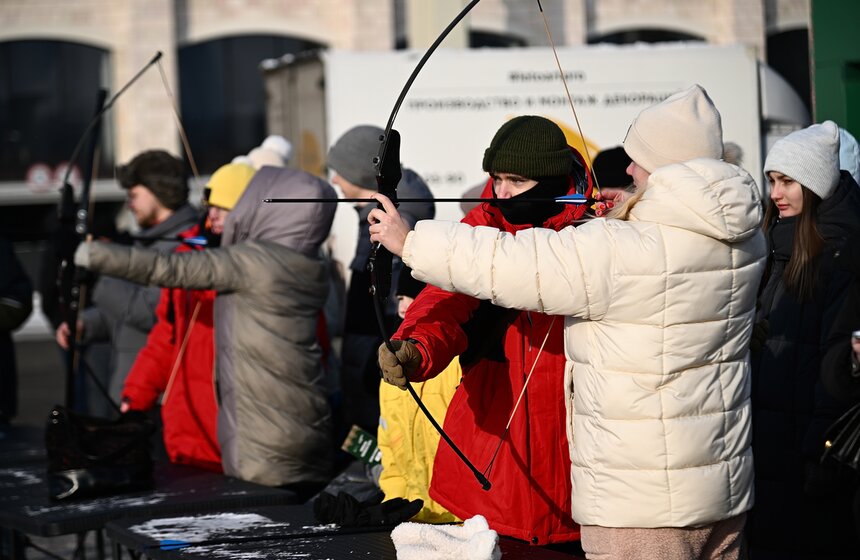 Праздник "Зимний день московского спорта" прошел в "Лужниках" 10 фото