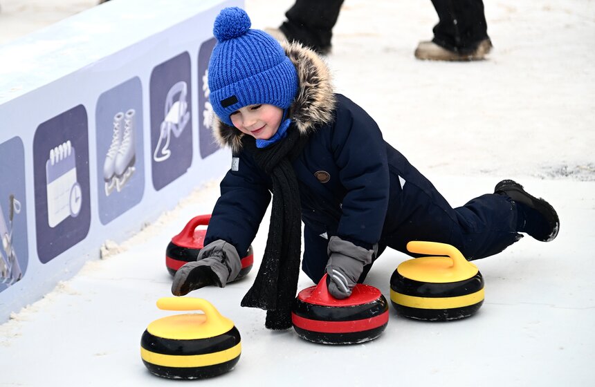 Праздник "Зимний день московского спорта" прошел в "Лужниках" 26 фото