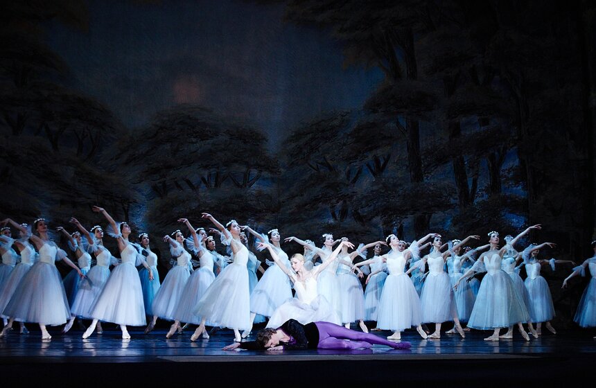 В парке Горького впервые представили балет "Жизель" 31 фото