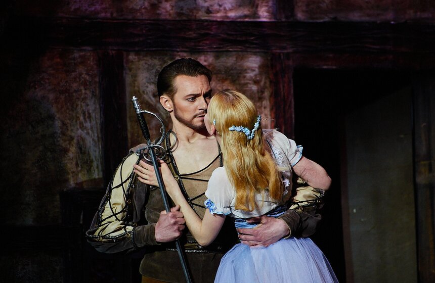 В парке Горького впервые представили балет "Жизель" 22 фото