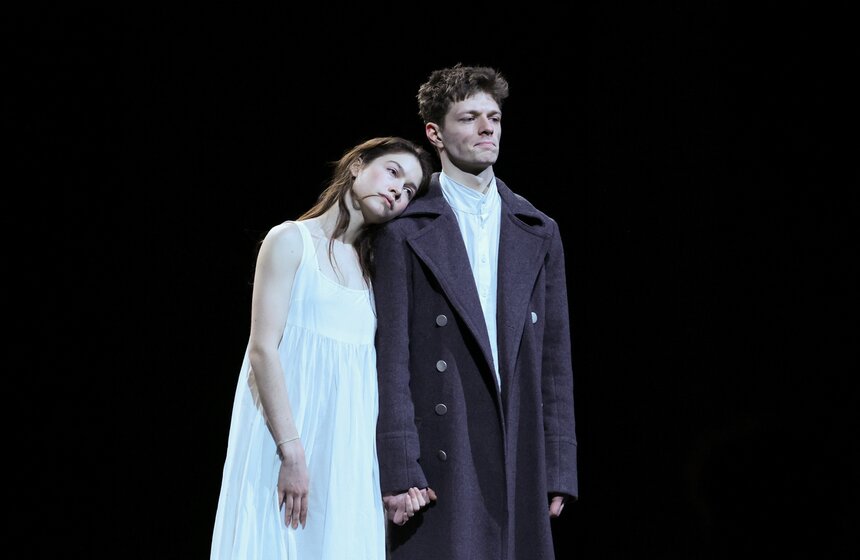 Премьера спектакля "Капитанская дочка" состоялась в Театре имени Пушкина в Москве 26 фото