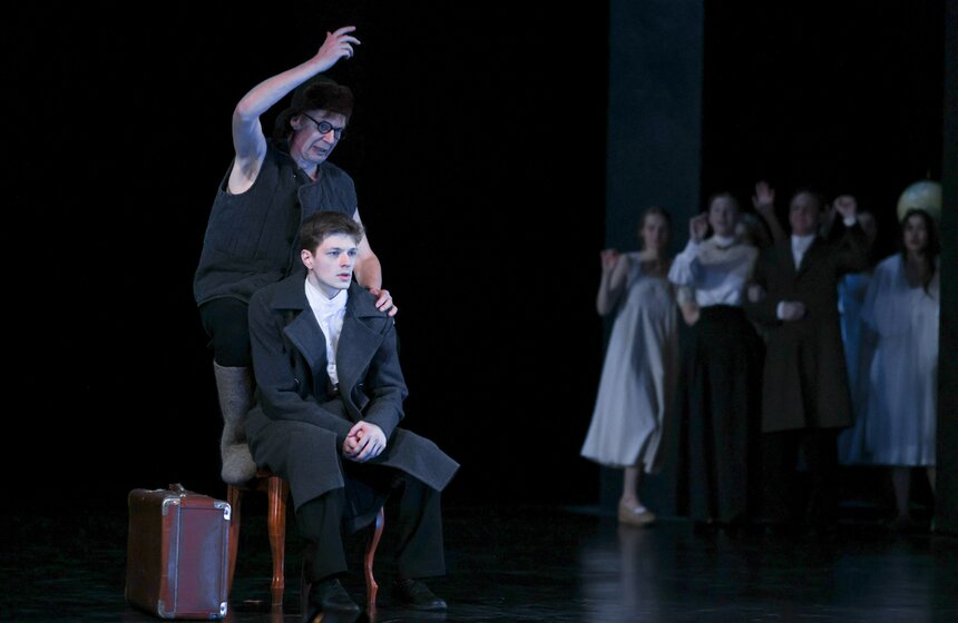 Премьера спектакля "Капитанская дочка" состоялась в Театре имени Пушкина в Москве 6 фото