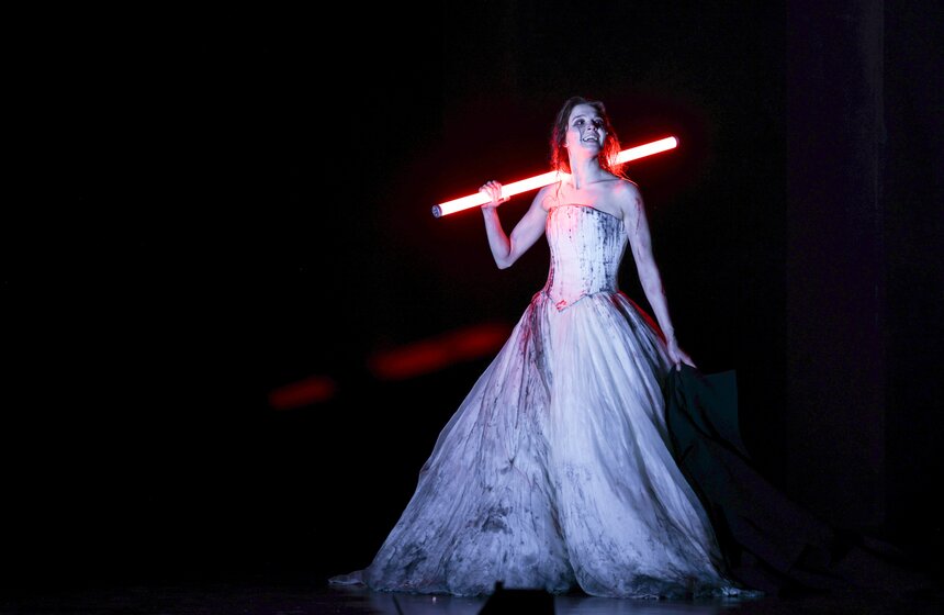 Премьера спектакля "Капитанская дочка" состоялась в Театре имени Пушкина в Москве 19 фото