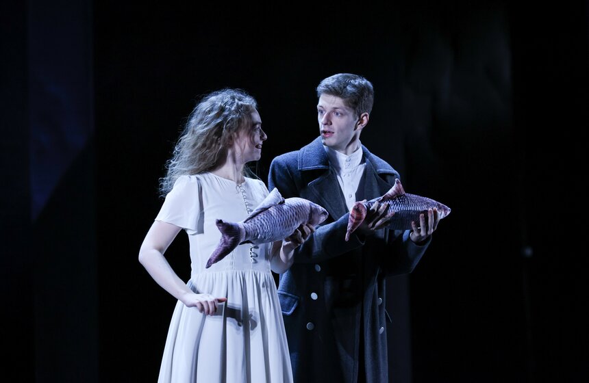 Премьера спектакля "Капитанская дочка" состоялась в Театре имени Пушкина в Москве 14 фото