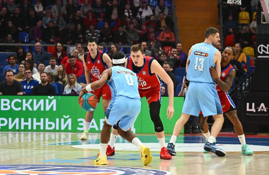 ЦСКА победил "Зенит" в матче по баскетболу Единой лиги ВТБ 8 фото