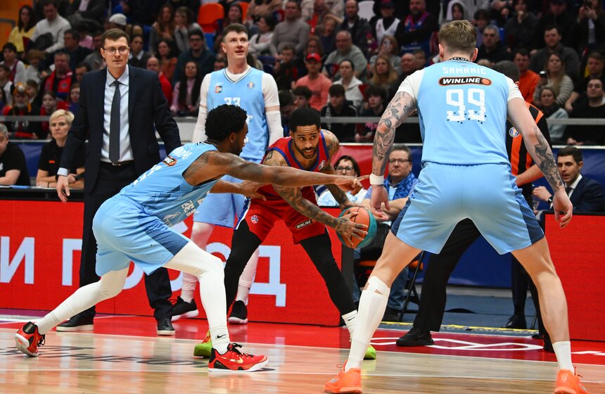 ЦСКА победил "Зенит" в матче по баскетболу Единой лиги ВТБ 26 фото