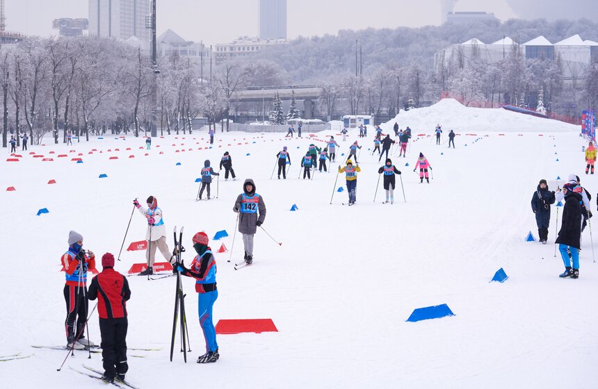 Зимний фестиваль школьного и студенческого спорта состоялся в "Лужниках" 12 фото