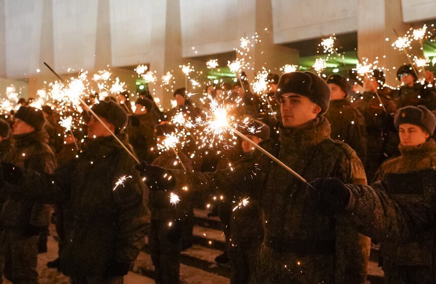 Всероссийская акция "Искра надежды" прошла в Музее Победы 16 фото