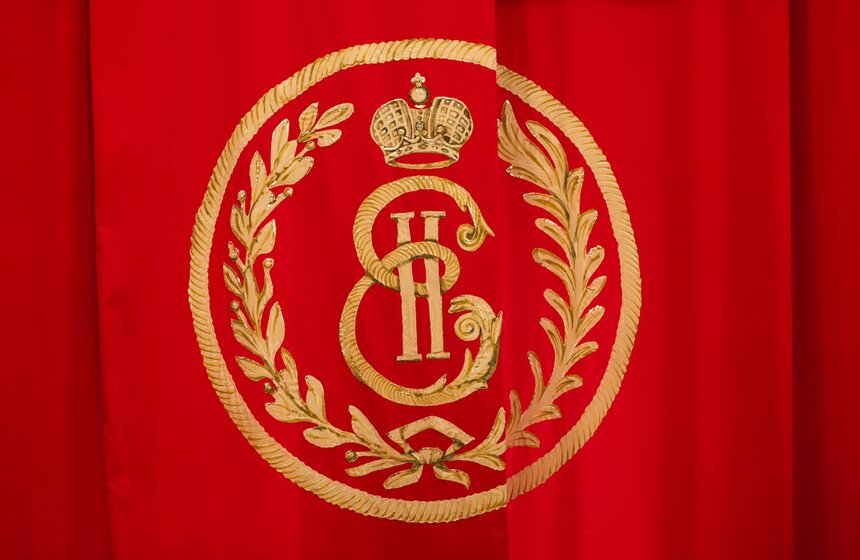 Премьера спектакля "Расстроенная семья" состоялась в Малом театре 2 фото