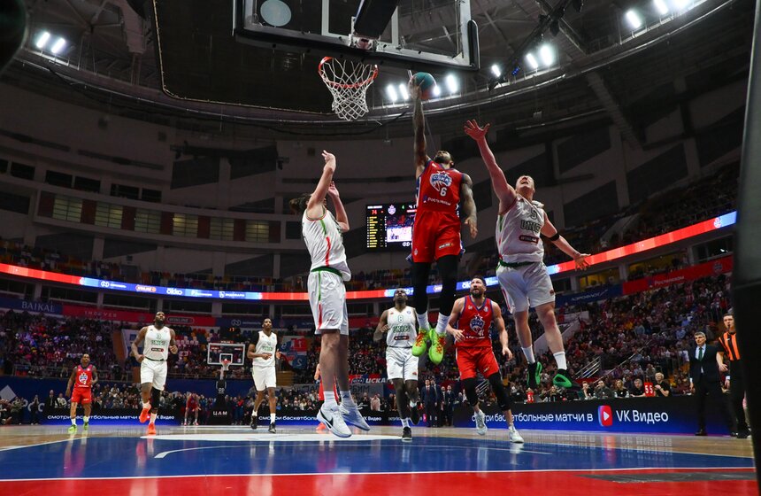 ЦСКА одержал победу над УНИКС в матче Единой лиги ВТБ 30 фото