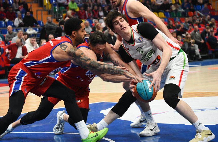 ЦСКА одержал победу над УНИКС в матче Единой лиги ВТБ 6 фото