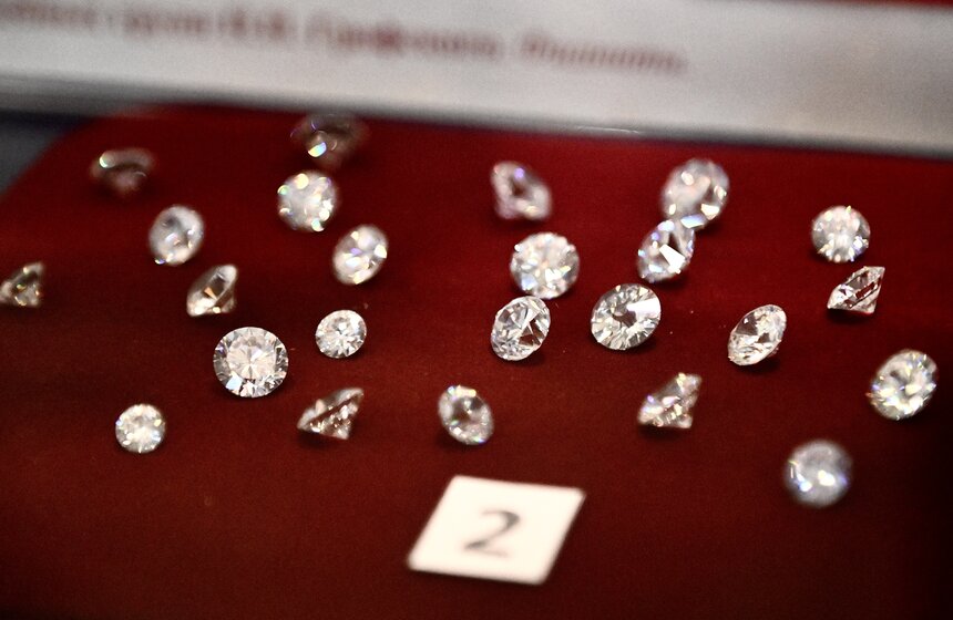 Москвичам рассказали, как студенты столичных колледжей обучаются профессии ювелира 16 фото