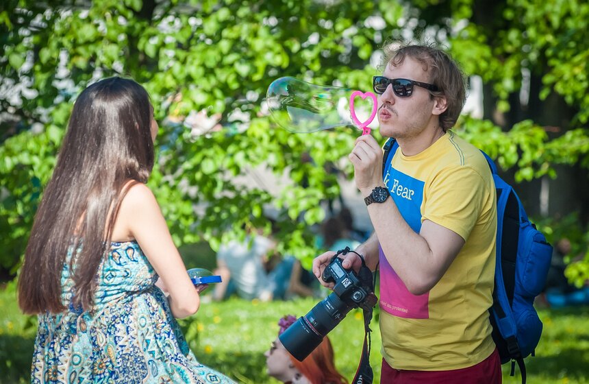 В парке ВДНХ прошел парад мыльных пузырей Dreamflash 11 фото