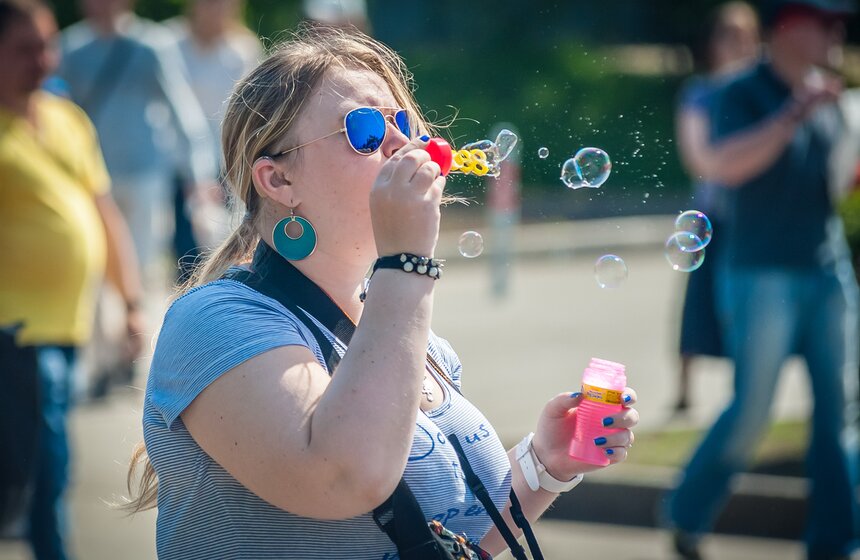 В парке ВДНХ прошел парад мыльных пузырей Dreamflash 8 фото