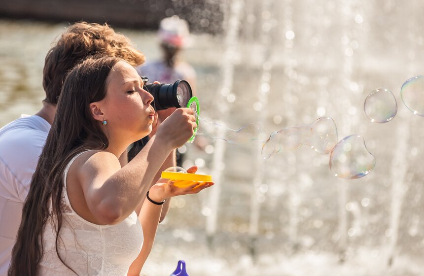 В парке ВДНХ прошел парад мыльных пузырей Dreamflash 21 фото