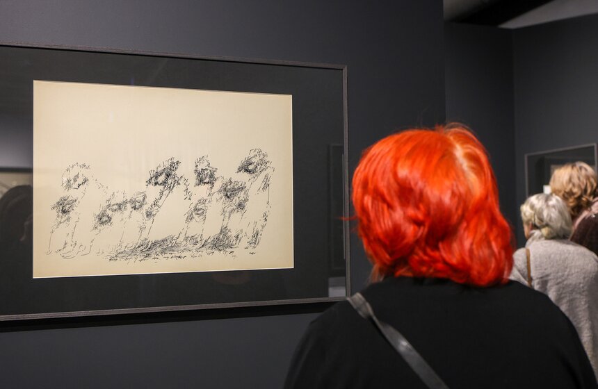 Персональная выставка графика Дмитрия Лиона открылась в Москве 16 фото
