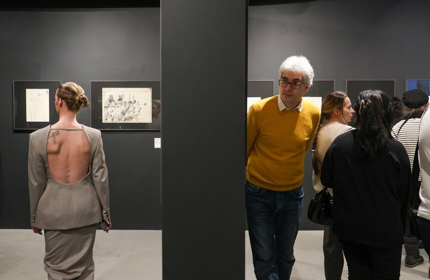 Персональная выставка графика Дмитрия Лиона открылась в Москве 7 фото