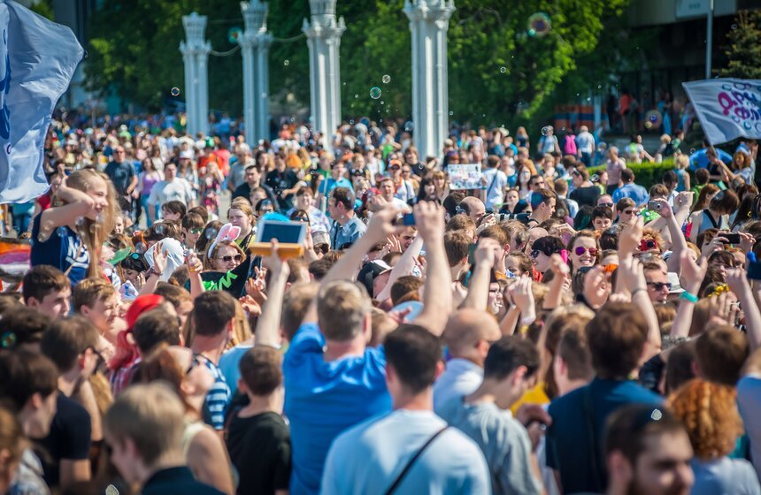 В парке ВДНХ прошел парад мыльных пузырей Dreamflash 1 фото