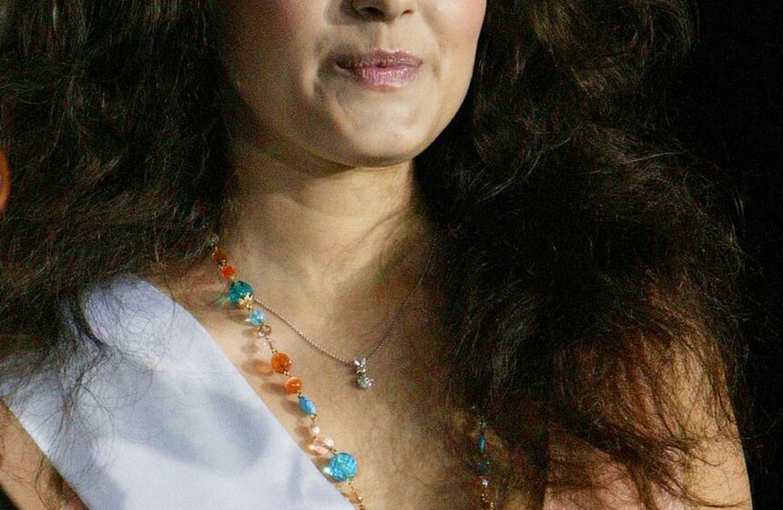 "Мисс Россия - 2004" Диана Зарипова